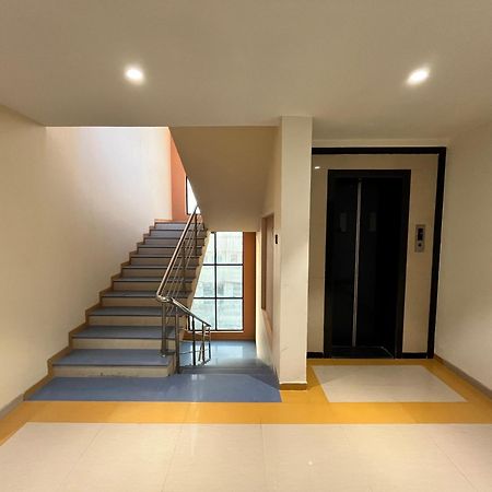 Hotel Avenue Plaza Mundra Zewnętrze zdjęcie